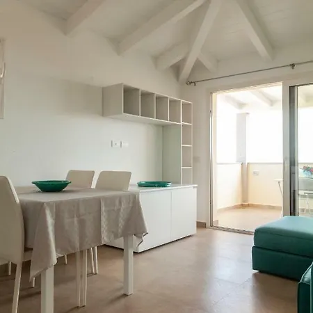 Aria Di Vacanza - Azalee Apartman Olbia